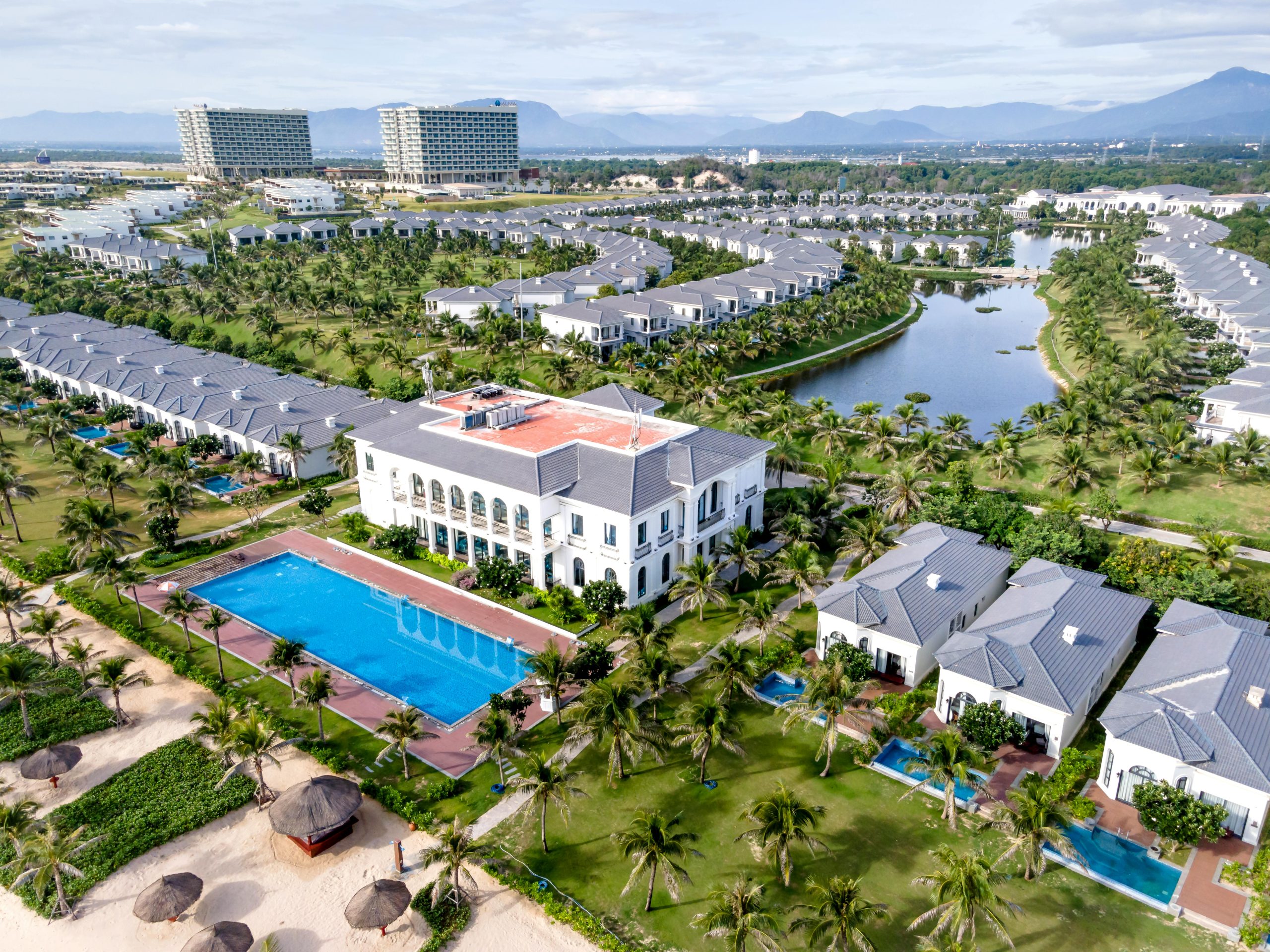 Luxury family travel planned with personal guidance